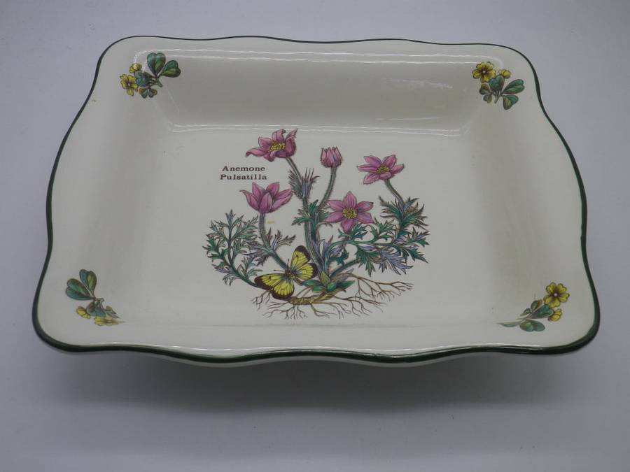 Lovely Prinknash Pottery Rectangular bowl Florabunda, Gloucester England