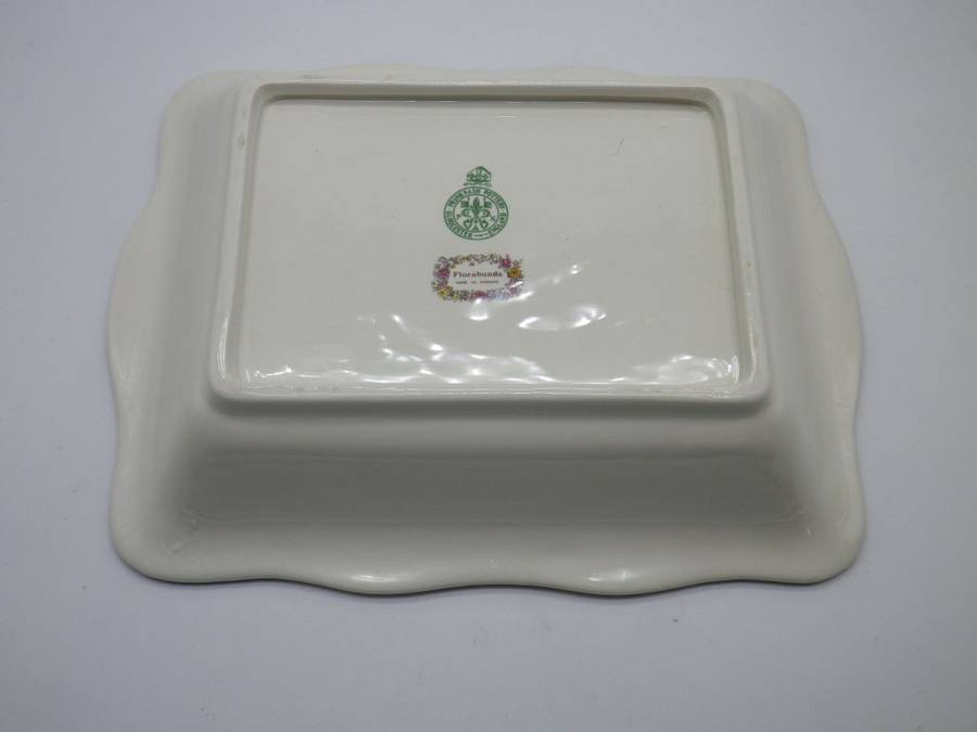Lovely Prinknash Pottery Rectangular bowl Florabunda, Gloucester England