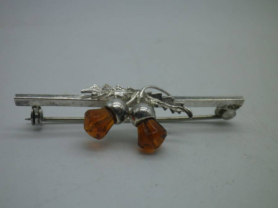 Scottish Sterling Silver & Citrine Ward Brothers Thistle brooch.  Excellent condition