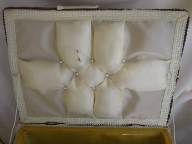 Fabulous Vintage SEWING Box. Woven Plastic with Tapestry material top. Carry Handle