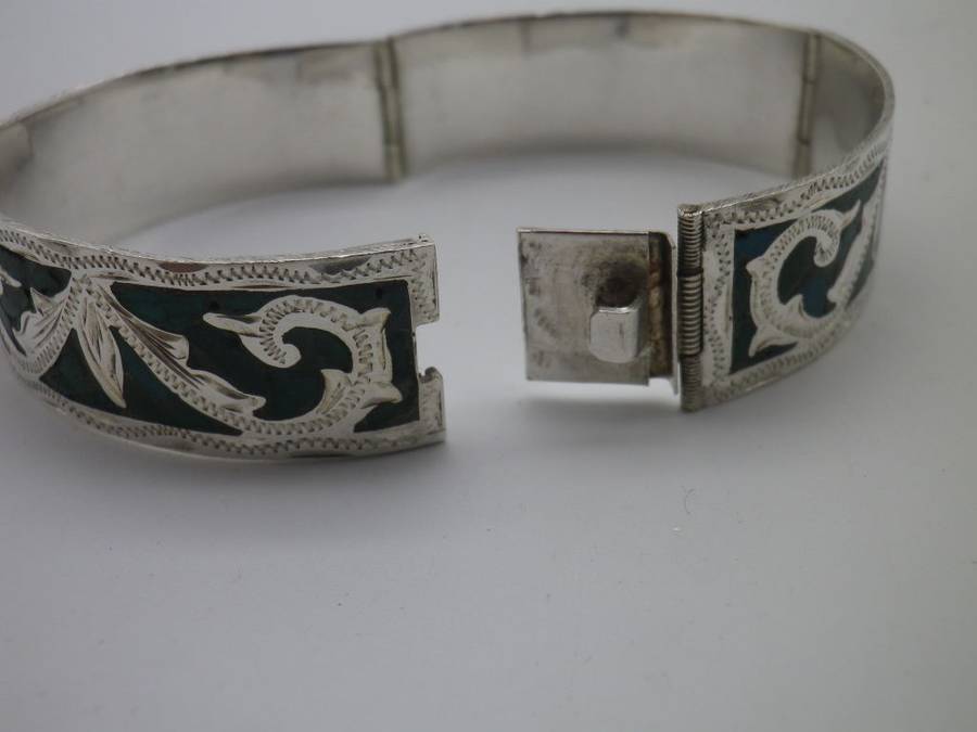 925 Silver & Turquoise 4 hinge panel clip on Bangle. Mexico. 25g. 5.7 x 5.5 inner diameter