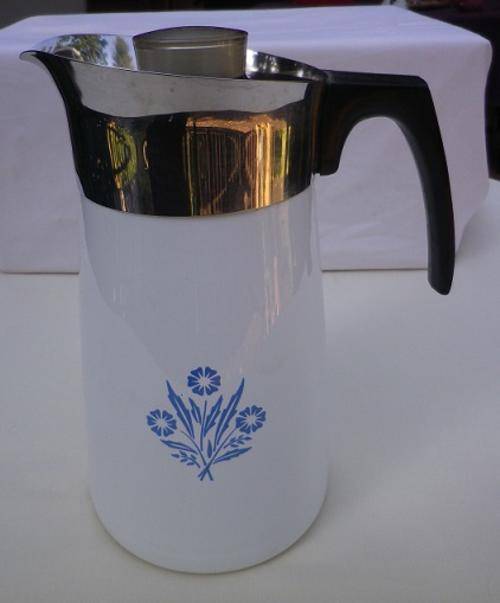 FABULOUS VINTAGE CORNINGWARE c1960s 10-CUP STOVE-TOP COFFEE PERCOLATOR. P-149. BLUE& WHITE