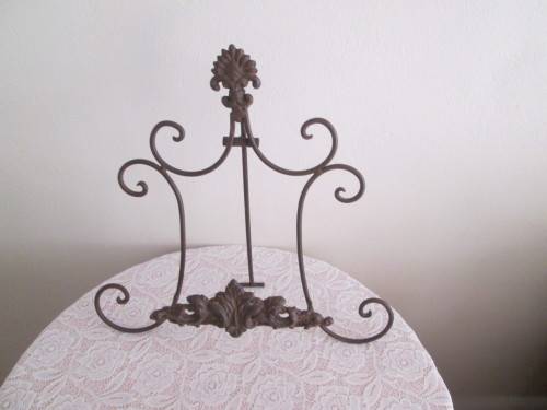 OLD RUSTIC RECIPE HOLDER