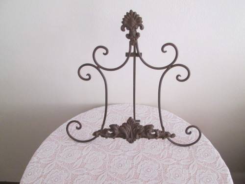 OLD RUSTIC RECIPE HOLDER