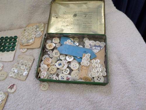 BUTTONS ALL KINDS IN A TIN