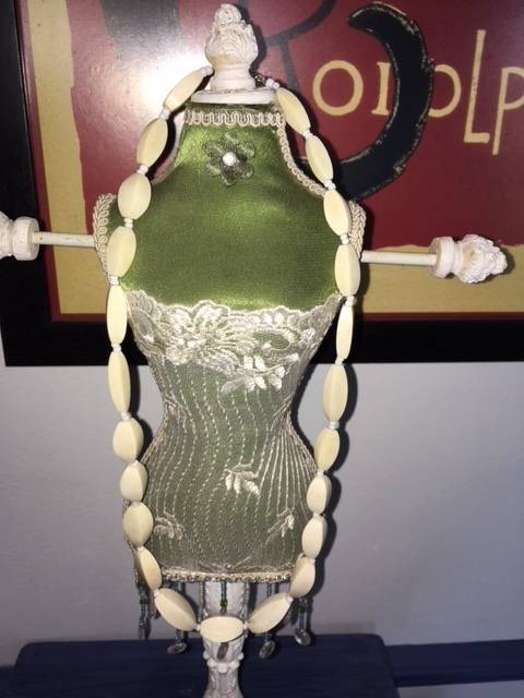 Ivory look bead necklace