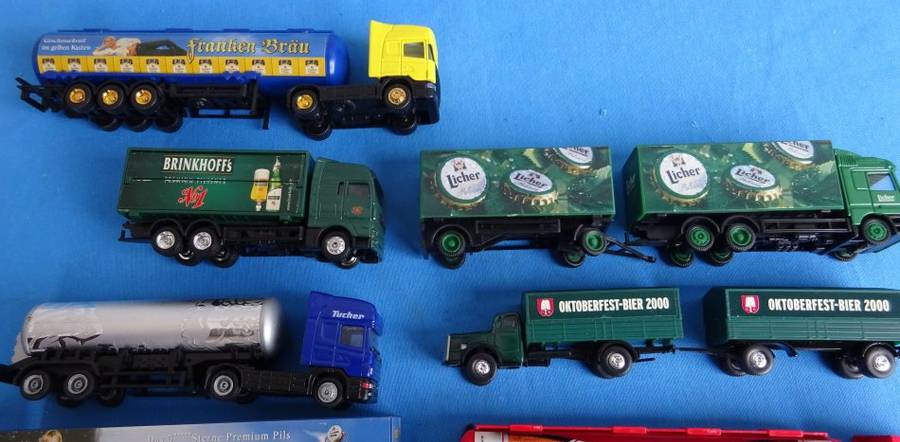 12 mini Trucks size 1:87 H0 (11c/43)