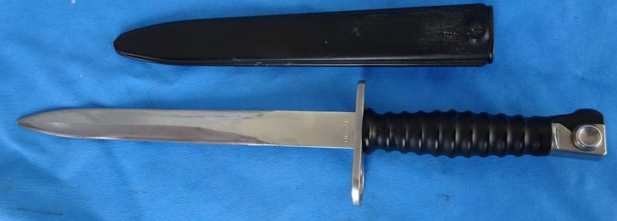 Original Bayonet M 1957 Switzerland made by Victorinox (12c/29)