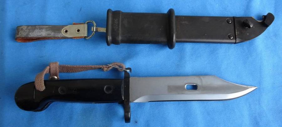 Original East German NVA AK47 Bayonet (13c/22)