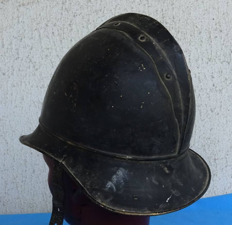 a hundred years old original german fire brigade Brass Helmet (D3/5)