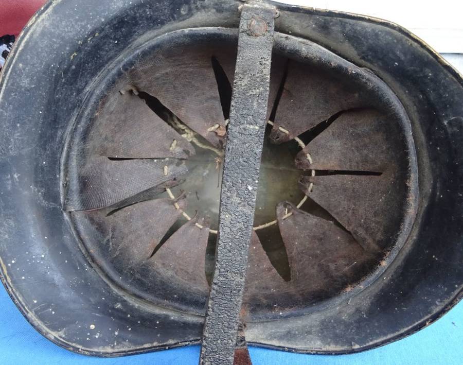 a hundred years old original german fire brigade Brass Helmet (D3/5)