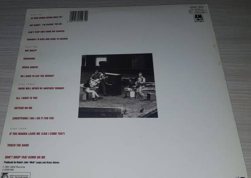 Bryan Adams - Waking Up The Neighbours