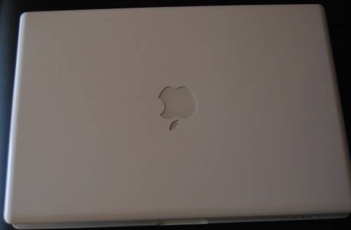 2008 MACBOOK TO REPAIR OR FOR SPARES