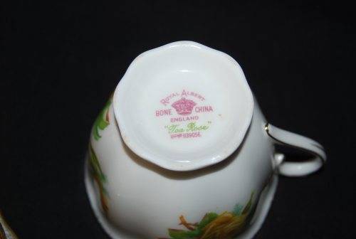 ROYAL ALBERT TEA ROSE TRIO