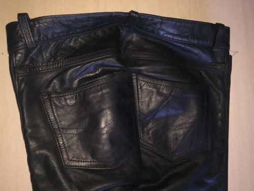 LEATHER BOOTLEG TROUSER WAIST 31 LENGTH 34 MADE IN ENGLAND