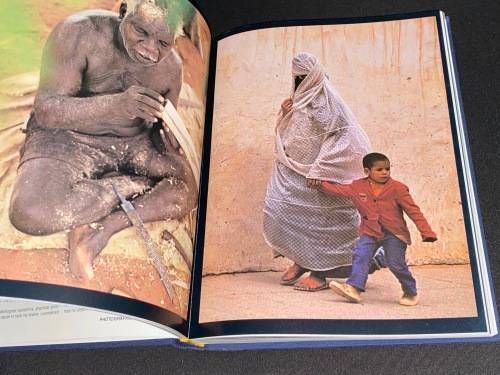 LEICA FOTOGRAFIE 1977 YEAR IN ENGLISH BOUND IN 1 VOLUME