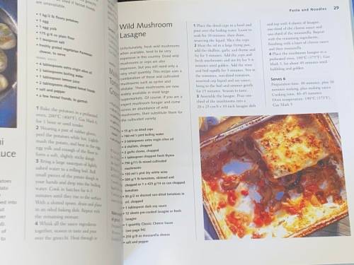 VEGETARIAN RECIPES BY ST MICHAEL FROM MARKS & SPENCER KITCHEN LIBRARY