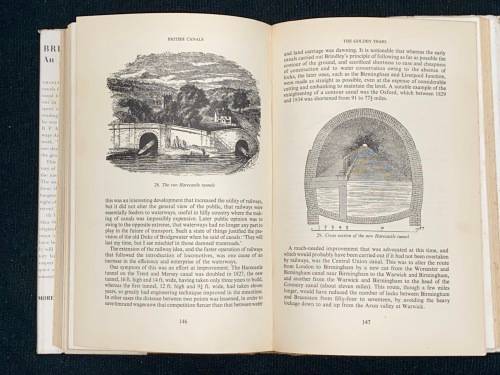 BRITISH CANALS AN ILLUSTRATED HISTORY BY CHARLES HADFIELD