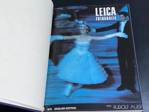 LEICA FOTOGRAFIE 1982  IN ENGLISH BOUND IN 1 VOLUME