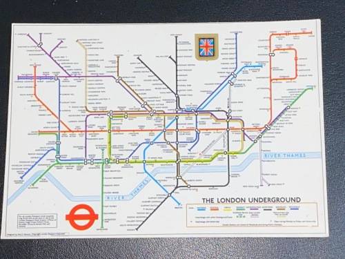 THE LONDON UNDERGROUND POSTCARD