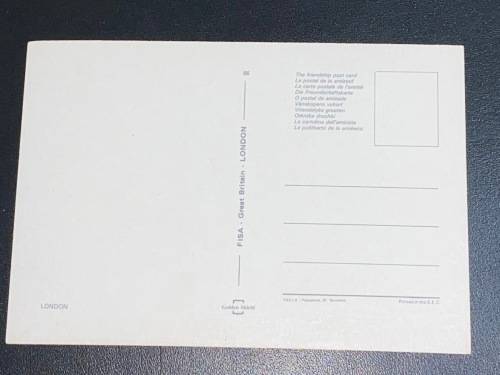 THE LONDON UNDERGROUND POSTCARD