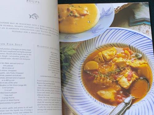 FREE FROM THE SEA THE SOUTH AFRICAN SEAFOOD COOKBOOK BY LANNICE SNYMAN & ANNE KLARIE