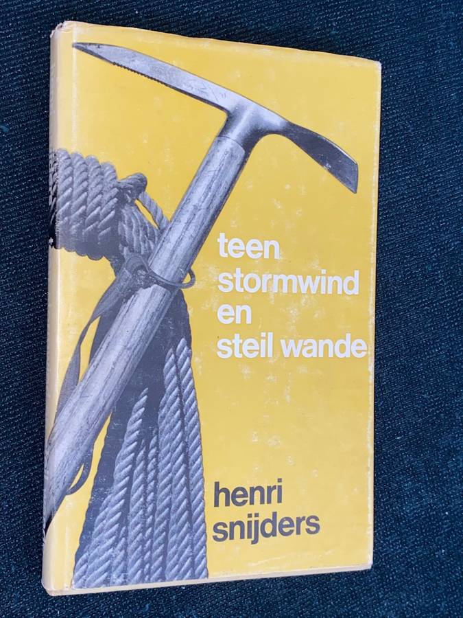 TEEN STORMWIND EN STEIL WANDE DEUR HENRI SNIJDERS