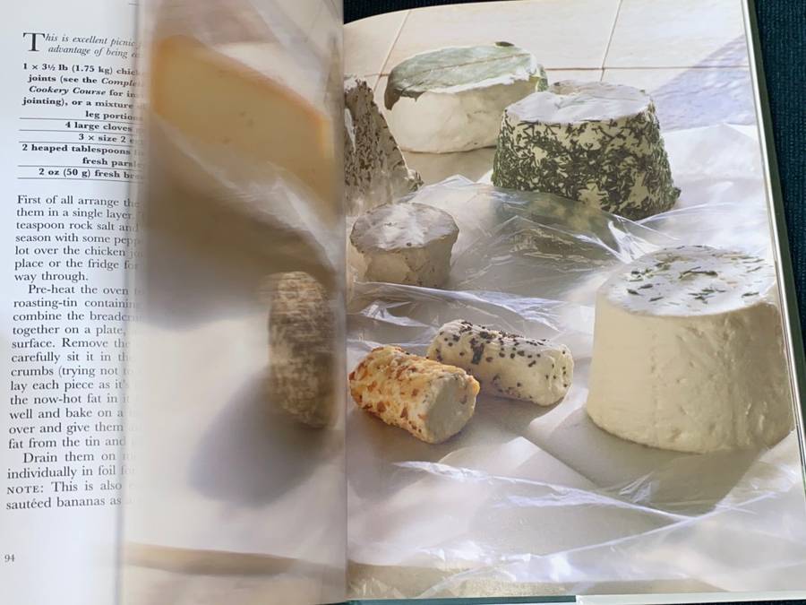 DELIA SMITH`S SUMMER COLLECTION - 140 RECIPES FOR THE SUMMER