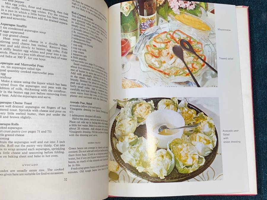 A SOUTH AFRICAN VEGETARIAN COOK BOOK BY TILDA CAHILL