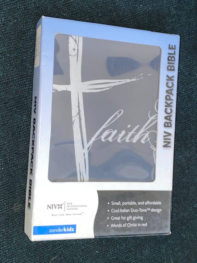 NIV BACKPACK BIBLE