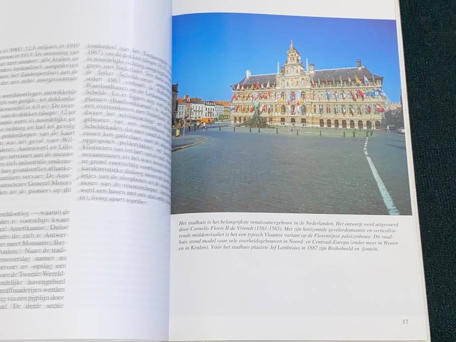 ARCHITECTUUR IN ANTWERPEN ATRIUM CULTUURGIDSEN