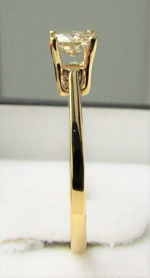 **CERTIFIED 1 PIECE ONLY [R36654]** 1/2ct DEAL [0.437ct] ROUND CUT [SI3] DIAMOND RING [YELLOW GOLD]