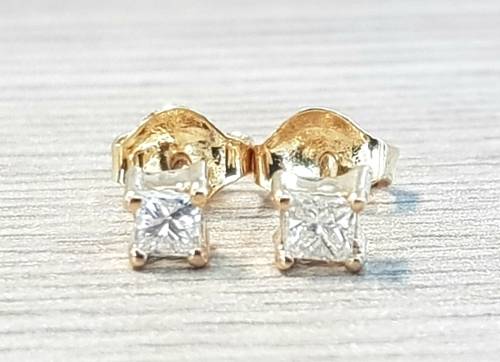 **BARGAIN BUY** CLEARANCE DEAL [0.260ct] PRINCESS CUT EARRINGS [YELLOW GOLD] - BUY SAFE