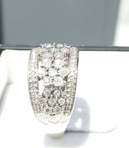 **ONCE-OFF SUPER DEAL [R40091]** HUGE LOOK [1.050ct] DIAMOND RING [WHITE GOLD] - BUY SAFE
