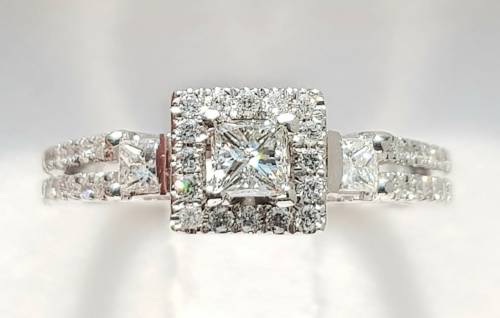 **MASSIVE DEAL | R74562** TRILOGY PRINCESS CUT | 1.350ct | DIAMOND RING | WHITE GOLD - BUY SAFE