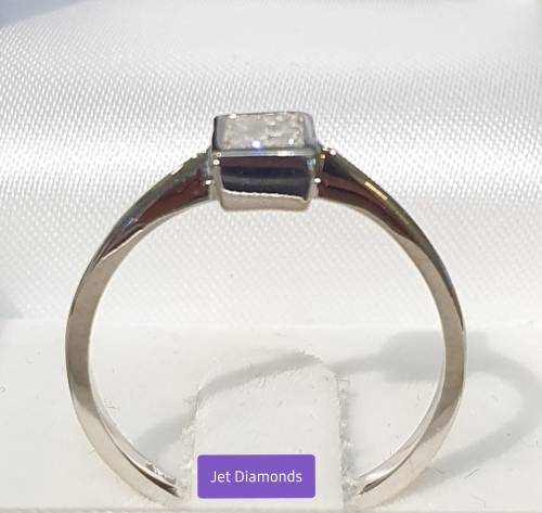 **BARGAIN BUY** PRINCESS CUT | 0.420ct | DIAMOND SOLITAIRE RING | WHITE GOLD - BUY SAFE