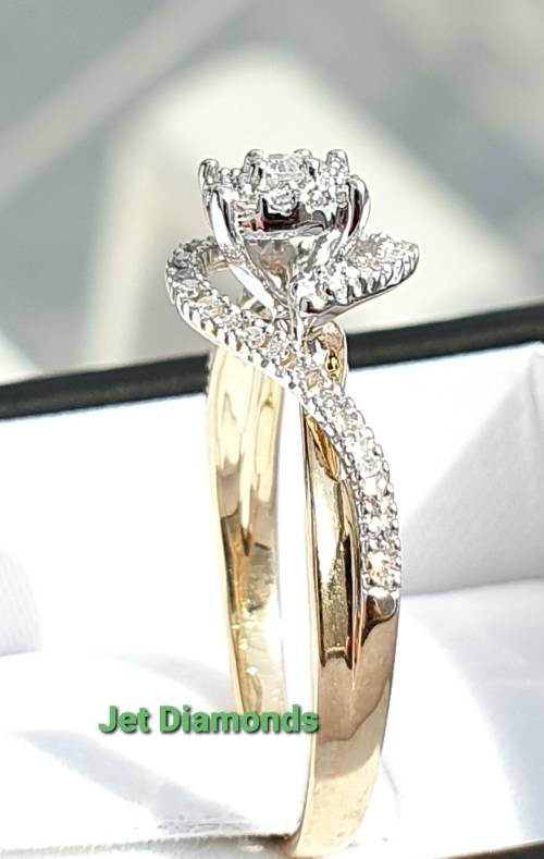 **TWIST TREND | R26639** DESIGNER | 0.320ct | DIAMOND RING | WHITE / YELLOW GOLD - BUY SAFE