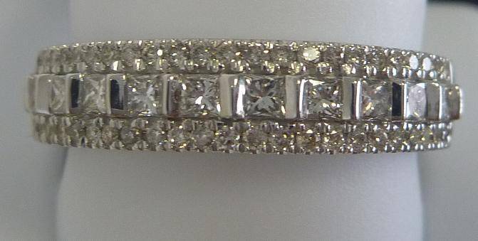 **PRINCESS [R34385]** HIGH [G / VS] QUALITY [0.700ct] DIAMOND BAND [4.534g] WHITE GOLD - BUY SAFE