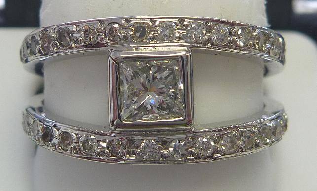 **CERTIFIED [R39745]** SPLIT SHANK [0.854ct] DIAMOND RING [0.514ct CENTRE] 18KT WHITE GOLD -BUY SAFE