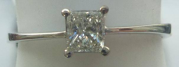 **CRAZY SPARKLE [R20246]** DESIGNER PRINCESS CUT DIAMOND [0.310ct] RING [WHITE GOLD] - BUY SAFE