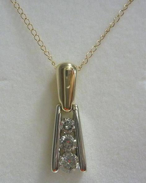 **GLITTERING [R31412]** DIAMOND PENDANT + CHAIN! [0.450ct] ROUND CUT [WHITE/YELLOW GOLD] -  BUY SAFE