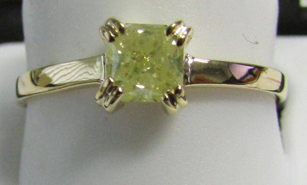 **CRAZY DEAL [R20246]** DESIGNER PRINCESS CUT DIAMOND [0.325ct] RING [YELLOW GOLD] - BUY SAFE