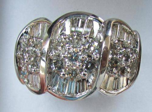 **PURE CRAFTMANSHIP [R79285]** BAGUETTE STYLE [2.290ct] DIAMOND RING [10.014g] WHITE GOLD - BUY SAFE