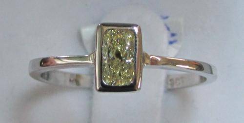 **GLAMOROUS [R27528]** RADIANT CUT [0.320ct] SOLITAIRE DIAMOND RING [WHITE GOLD] - BUY SAFE