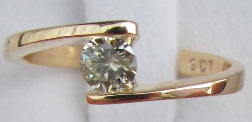 **FINE QUALITY [R29839]** DESIGNER TWIST ROUND CUT DIAMOND [0.300ct] RING [YELLOW GOLD] - BUY SAFE