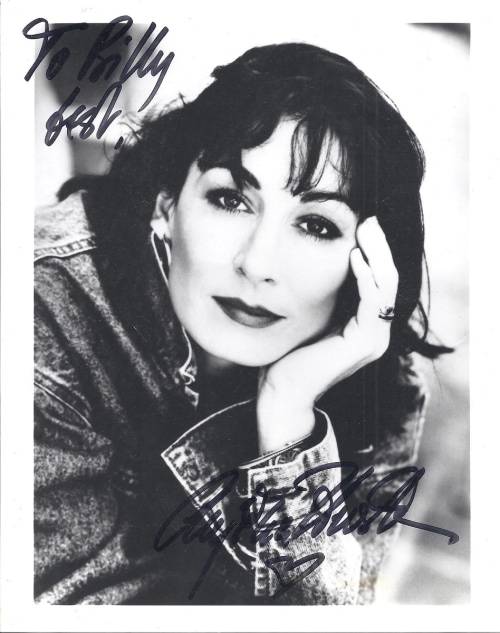 *SIGNED* ANJELICA HUSTON AUTOGRAPHED PHOTO
