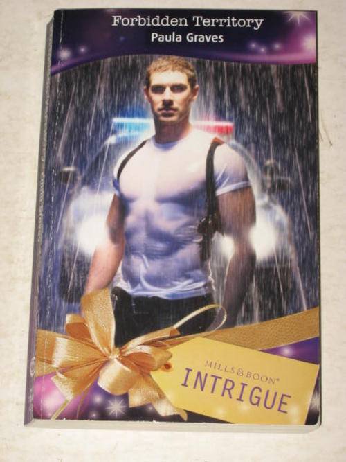 FORBIDDEN TERRITORY BY PAULA GRAVES (MILLS & BOON INTRIGUE) *HALF PRICE OCTOBER CLEARANCE SALE*