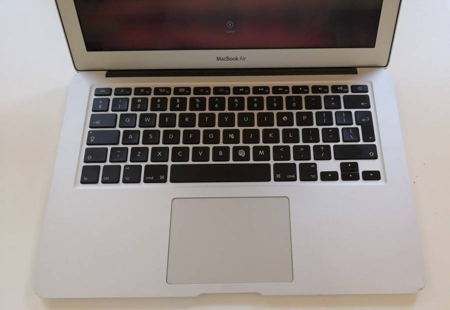 MACBOOK AIR 2014 - 13.3" RETINA DISPLAY - 128GB SSD