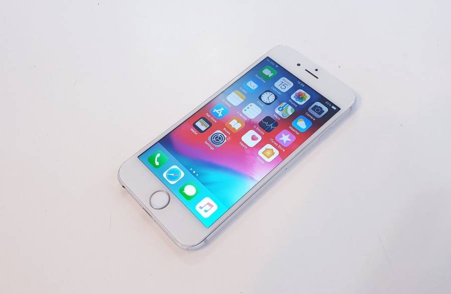 APPLE IPHONE 6 - 16GB - SILVER/WHITE
