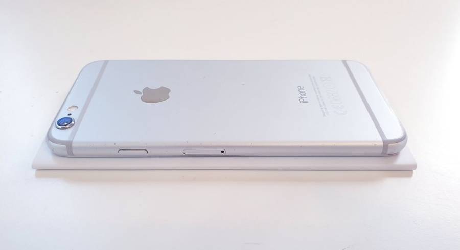 APPLE IPHONE 6 - 16GB - SILVER/WHITE